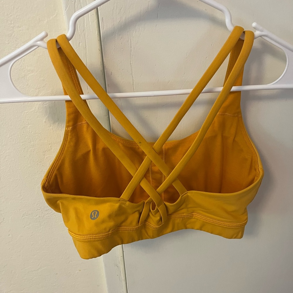 Lululemon energy bra, size 4, tangerine color